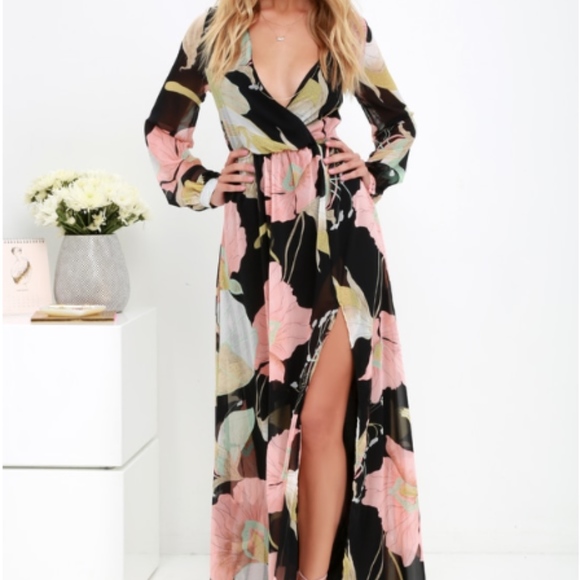 Lulus Dresses & Skirts - NWT WONDROUS WATER LILIES BLACK FLORAL PRINT MAXI